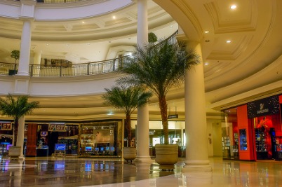 SHOPPING CENTERa.jpg